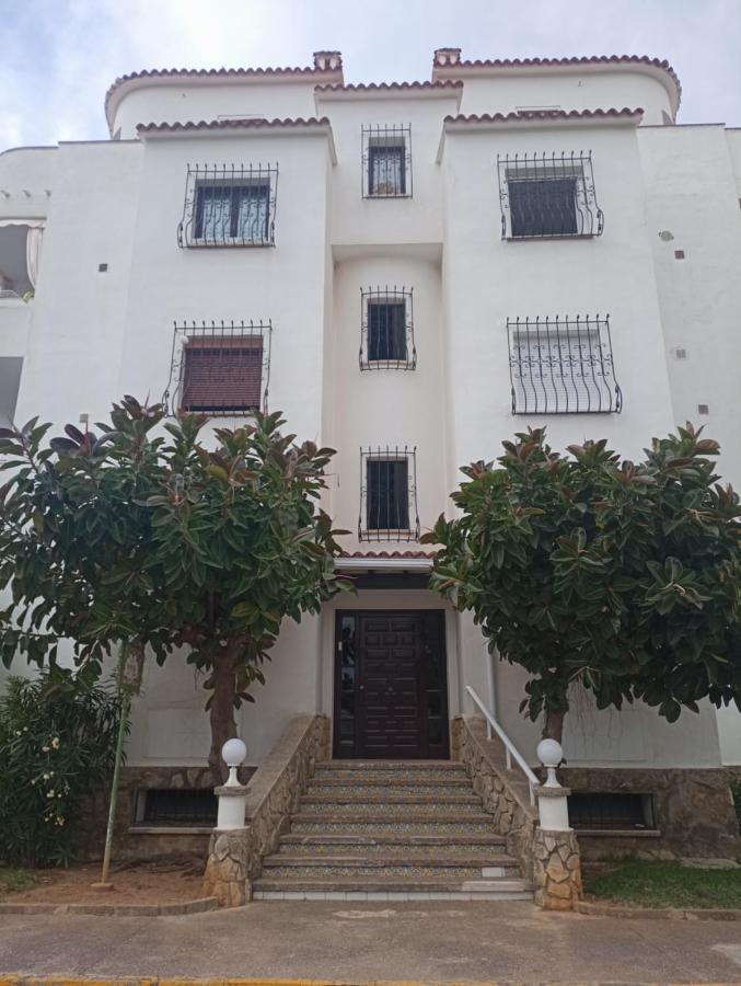 Alojamiento con Piscina y chiringuito Dénia Exterior foto
