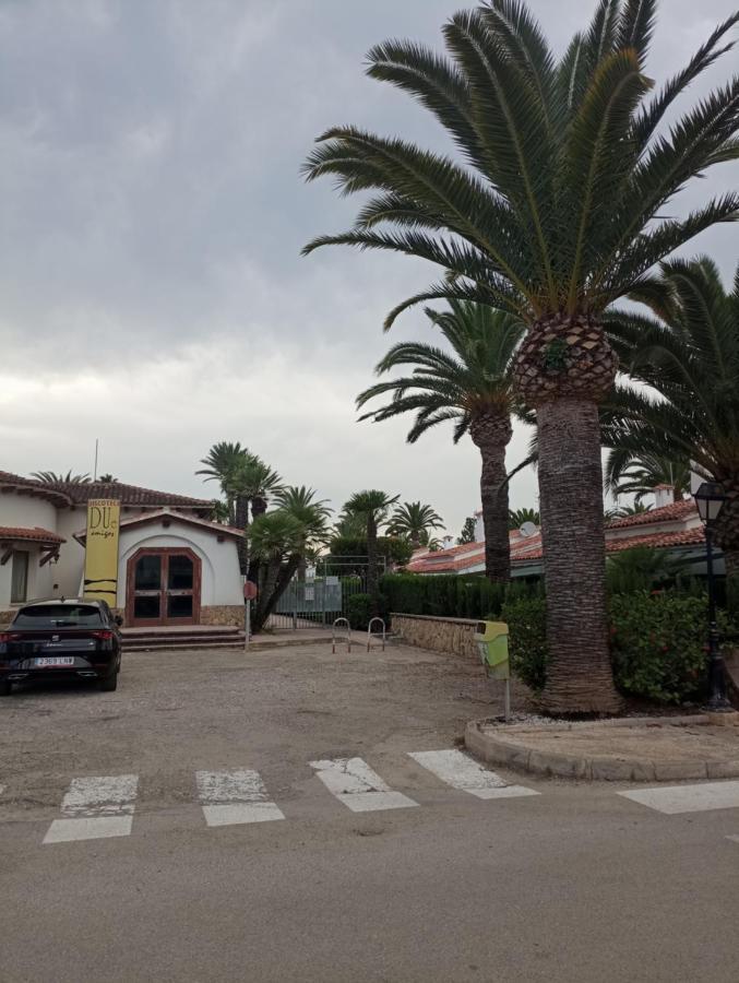 Alojamiento con Piscina y chiringuito Dénia Exterior foto