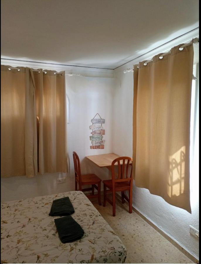Alojamiento con Piscina y chiringuito Dénia Exterior foto