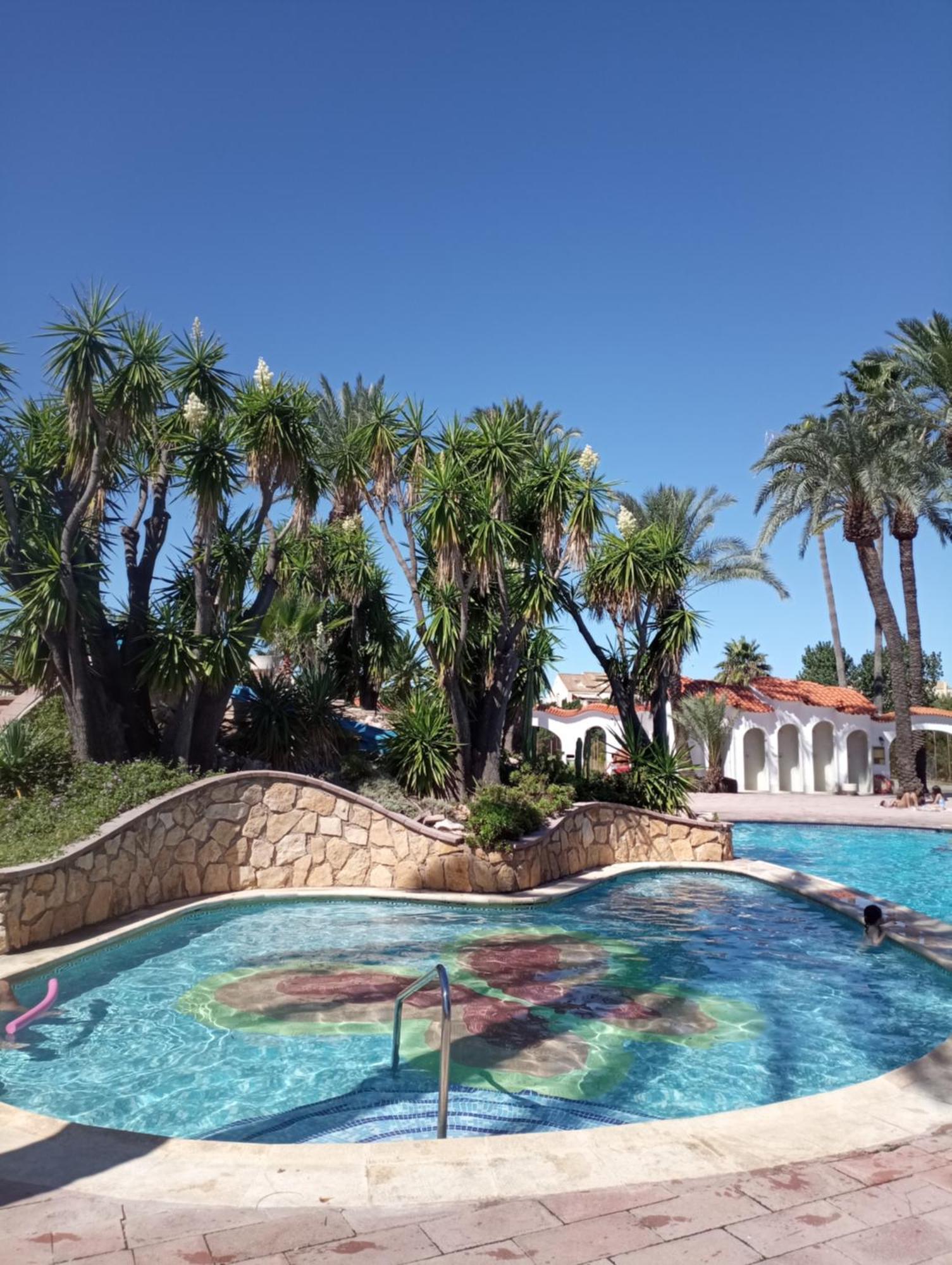 Alojamiento con Piscina y chiringuito Dénia Exterior foto